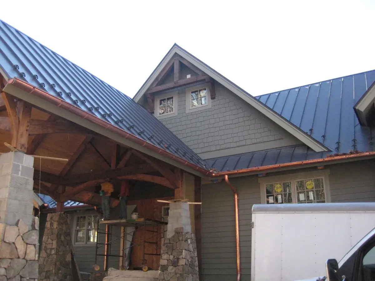 Craftsman Roofing team delivering quality roofing work in Virginia Beach